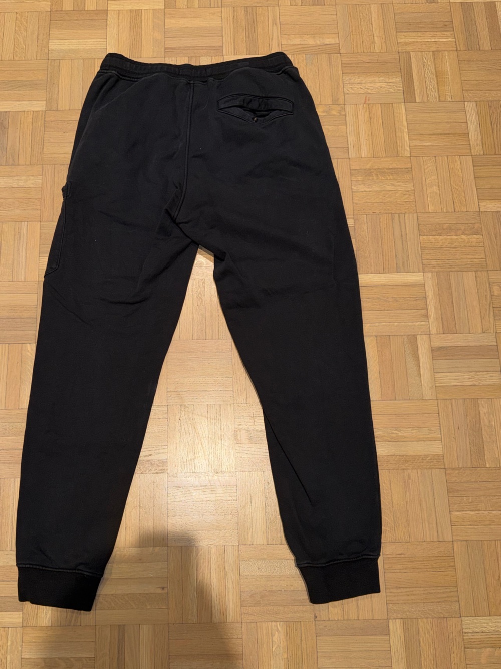 Used - Men’s Stone Island Black Cargo Sweatpants - Size M - Picture 2 of 3